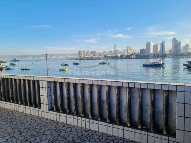 Terreno em condomínio fechado à venda na Rua A, Santa Cruz dos Navegantes, Guarujá, 1684 m2 por R$ 10.000.000