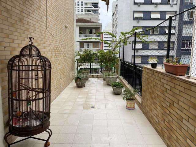 Apartamento com 3 dorms, Gonzaga, Santos - R$ 2.35 mi, Cod: 7427