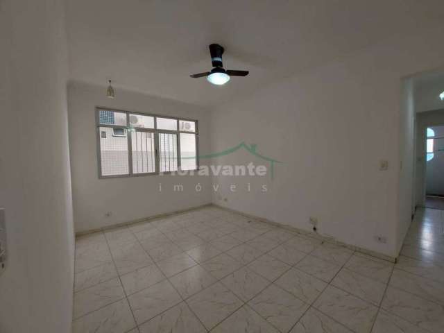 Apartamento 2 dorms + dep. de empregada e 1 vaga.