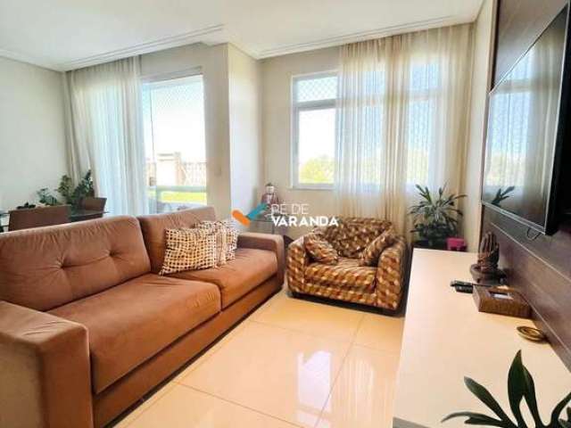 Amplo apartamento de 113m² no Costa Azul