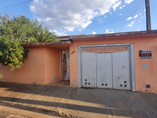 Casa à venda 2 dormitórios com suíte Bela vista