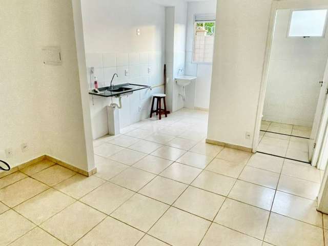 Vende-se Apartamento Charmoso com Quintal - R$ 169.000,00 - Próximo à Fábrica da Nestlé em Ribeirão Preto