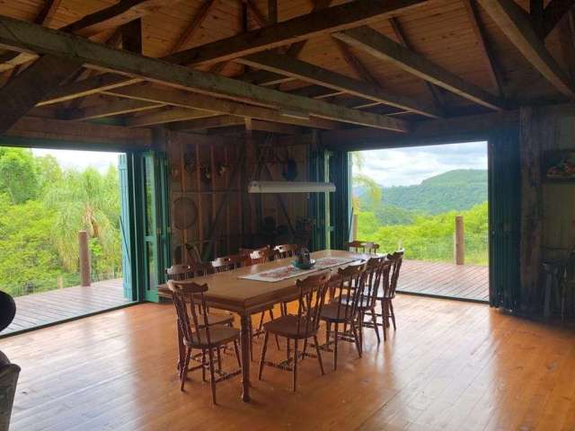 Chácara à venda 3 Quartos, 136142.85M², Centro, Santa Maria do Herval - RS