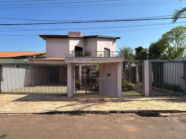 Casa com piscina aquecida e jacuzzi no Parque Santa Mônica em São Carlos