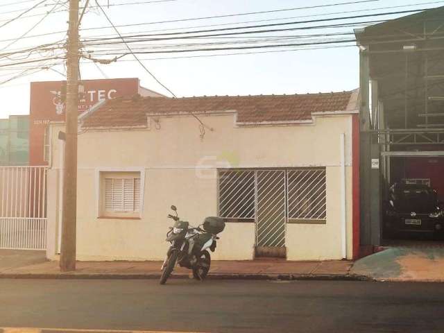 Casa de Padrão com 3 Dormitórios no Jardim Botafogo 1, São Carlos