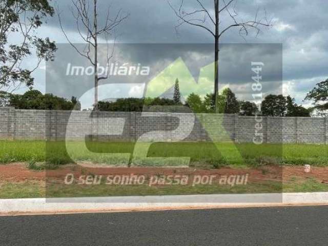 Terreno à venda em Condomínio de luxo em Recanto do Sabiá, São Carlos