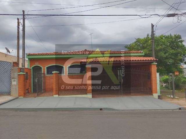 Casa padrão à venda no Jardim Tangará, São Carlos - Imperdível!