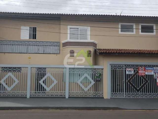 Casa padrão com 3 suítes e ar condicionado na Vila Brasília, São Carlos