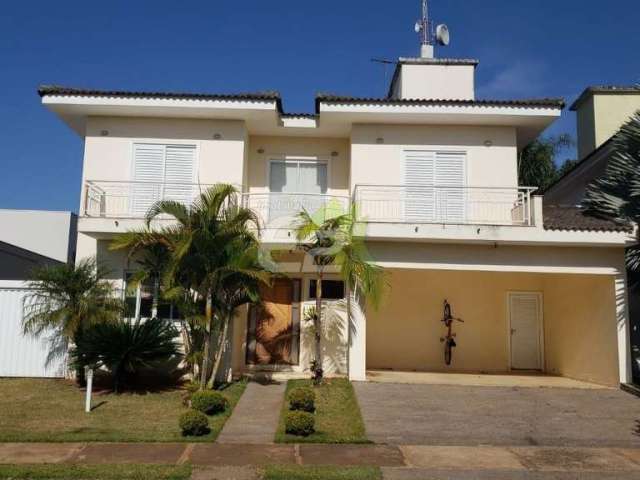 Casa para venda com 3 suítes no Damha II.