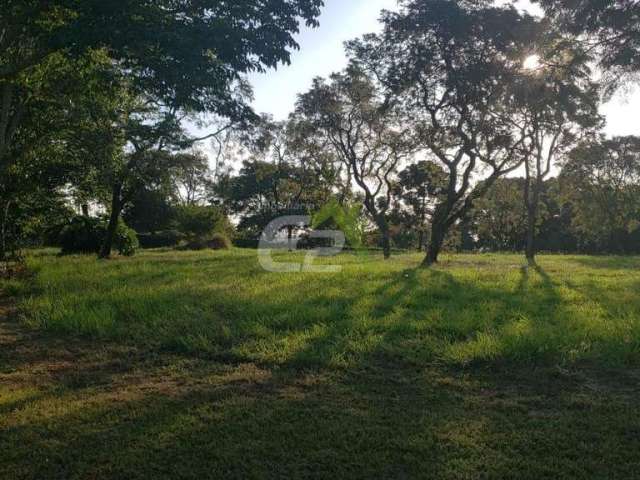 Terreno de alto padrão à venda na Vila Pinhal, Itirapina