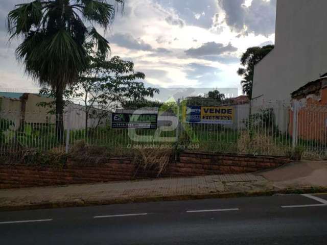 Excelente terreno padrão à venda no Centro de São Carlos