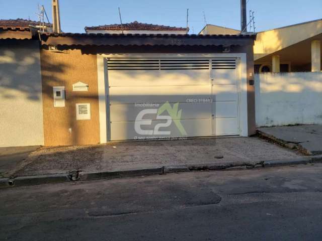 Casa à venda no Jardim Beatriz, São Carlos - 2 dormitórios, edícula e 2 garagens!