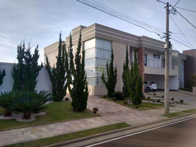 Casa de luxo com piscina e churrasqueira no Condomínio Parque Residencial Damha III