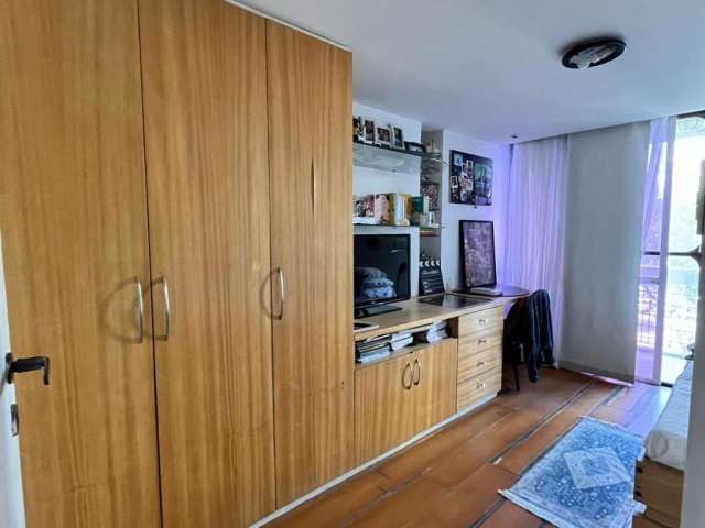 Apartamento Impecável à Venda em Boa Viagem - 150m², 3 Quartos (1 Suíte) por R$ 500.000,00