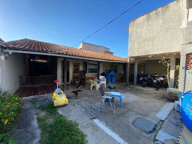 Casa com 4 dormitórios à venda, 360 m² por R$ 730.000,00 - Jardim Excelsior - Cabo Frio/RJ