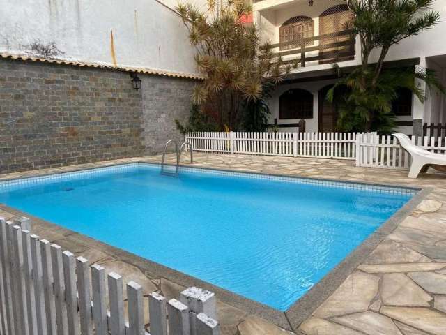 Casa com 3 dormitórios à venda, 108 m² por R$ 600.000,00 - Braga - Cabo Frio/RJ