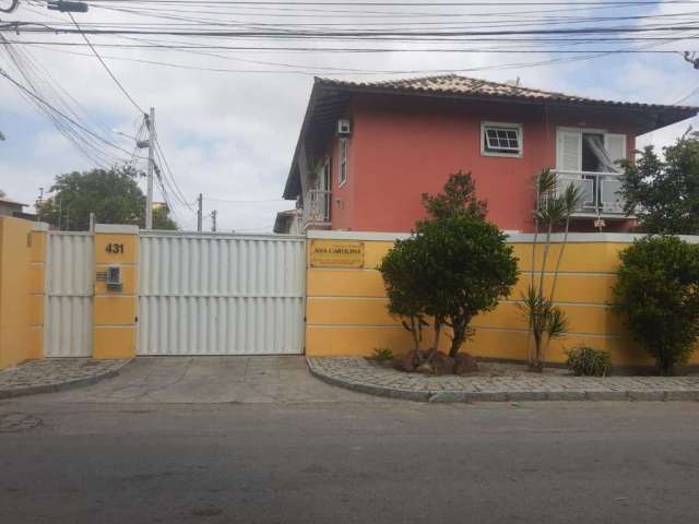 Apartamento com 2 dormitórios à venda, 65 m² por R$ 365.000,00 - Praia do Siqueira - Cabo Frio/RJ