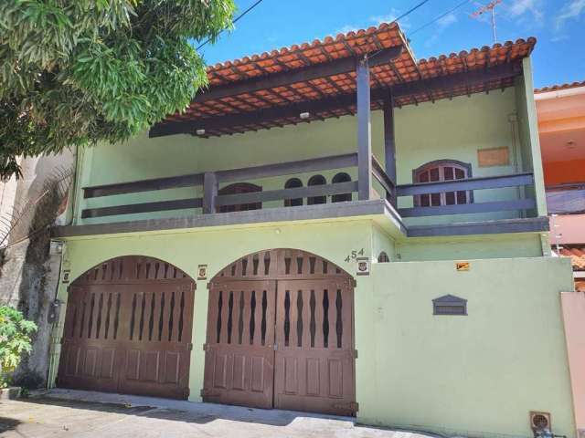 Casa com 4 dormitórios à venda, 300 m² por R$ 1.300.000,00 - São Cristóvão - Cabo Frio/RJ