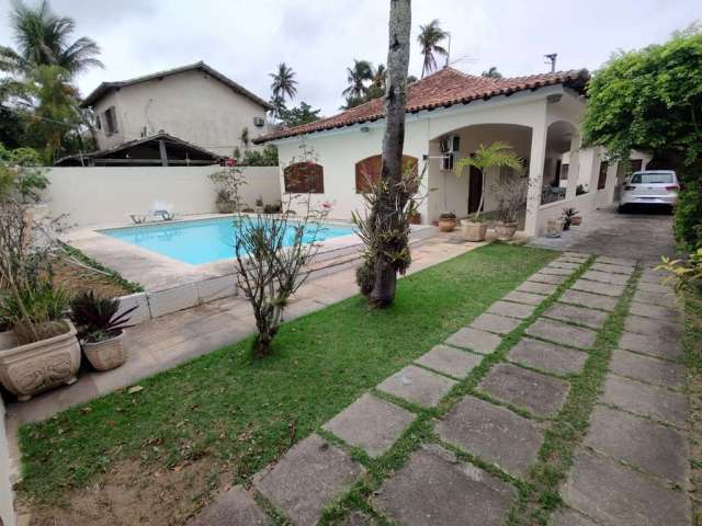 Casa com 3 dormitórios à venda, 180 m² por R$ 2.300.000,00 - Palmeiras - Cabo Frio/RJ