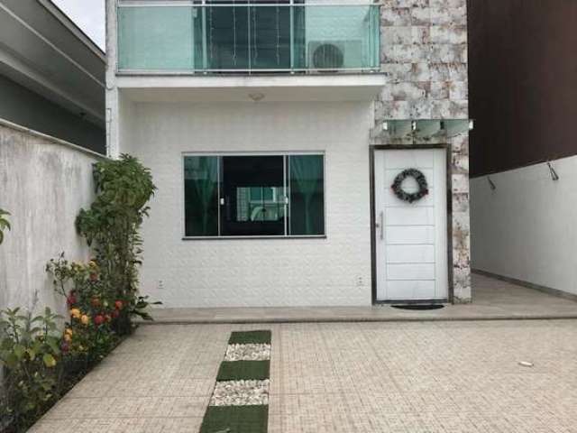 Casa com 4 dormitórios à venda, 300 m² por R$ 560.000,00 - Jardim Esperança - Cabo Frio/RJ