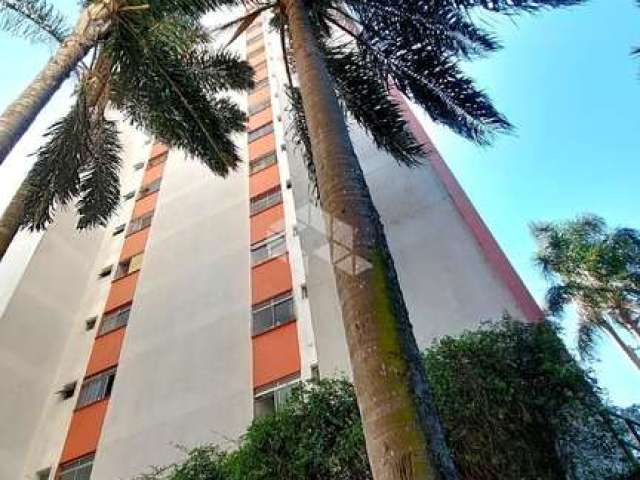 Apartamento em Jardim Santa Terezinha (Zona Leste)