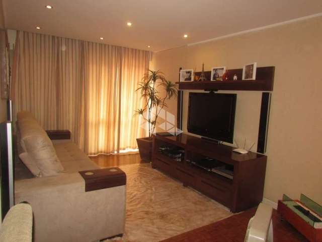 Apartamento em Jardim Lindóia