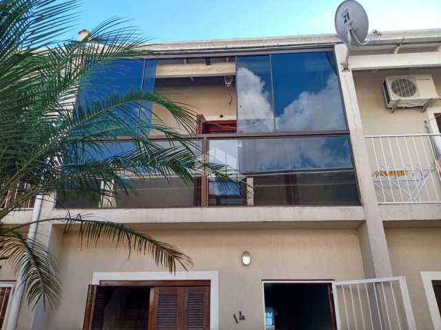 Casa de Condomínio em Vila Silveira Martins