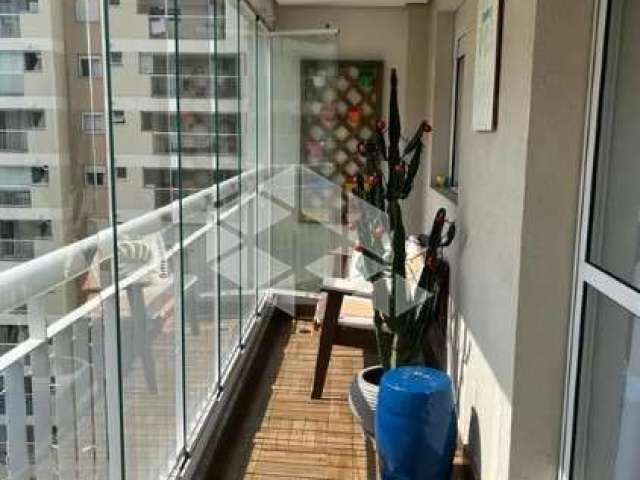 Apartamento em Chácara Seis de Outubro