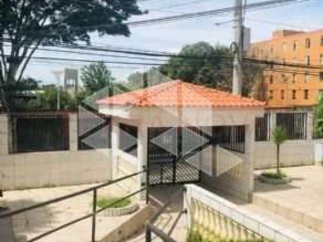 Apartamento em JARDIM REDIL