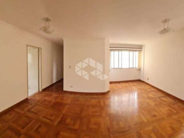 Apartamento em Vila Pompéia