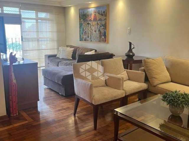 Apartamento em ACLIMACAO