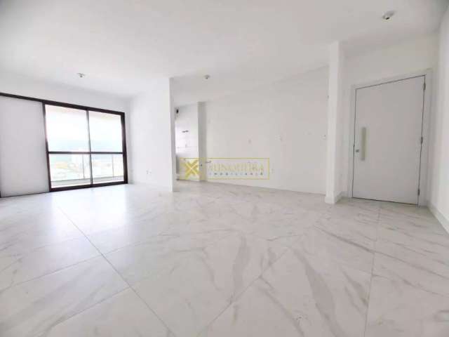 Apartamento 3 quartos 2 suítes, 104m² priva, a poucos metros da avenida central. Alto padrão