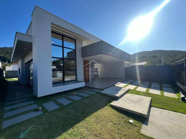 Casa Térrea com vista para o Morro do Cambirela | Piscina | Churrasqueira | 3 Dorms (1 Suíte e 2 Demi-suítes) | Loteamento Mirante da Guarda