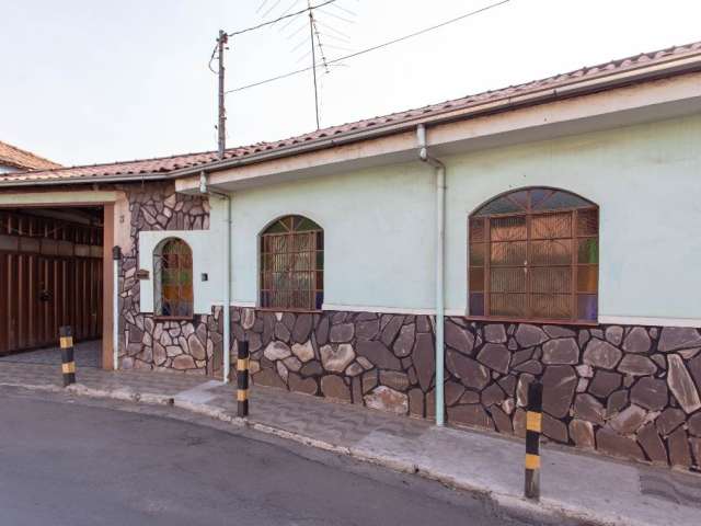 Casa à Venda no Bairro Siderúrgica, em Sabará