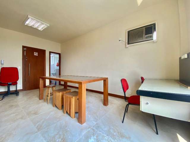 Sala disponível para venda no bairro Santa Tereza!