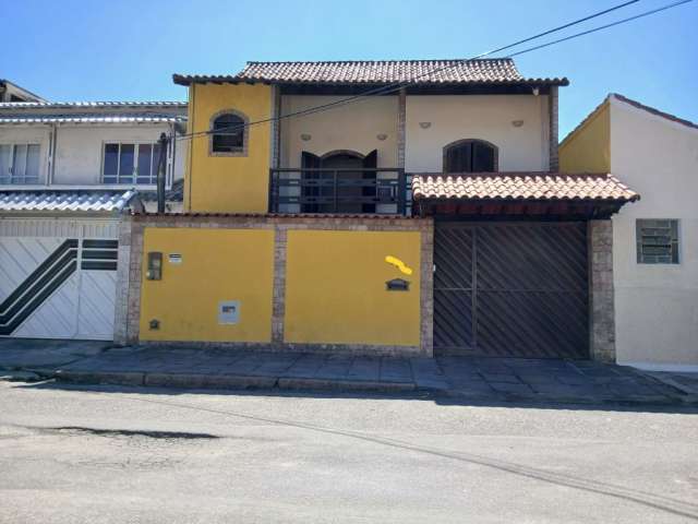 Casa Duplex, com 4 quartos à Venda em Campo Grande