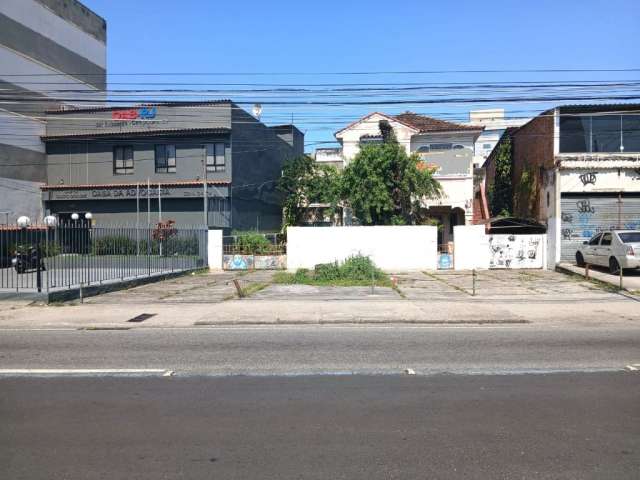 Excelente Oportunidade de Casa à Venda no Centro de Campo Grande-RJ