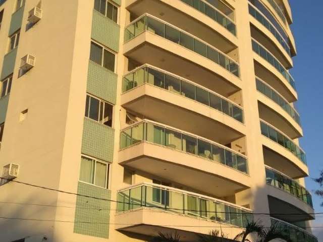 Apartamento junto ao centro de CG, 4 quartos, 1 suíte, 2 vaga de garagem, apt 100m²