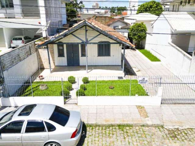 Casa à venda, 3 quartos, 1 vaga, Centro - Tubarão/SC