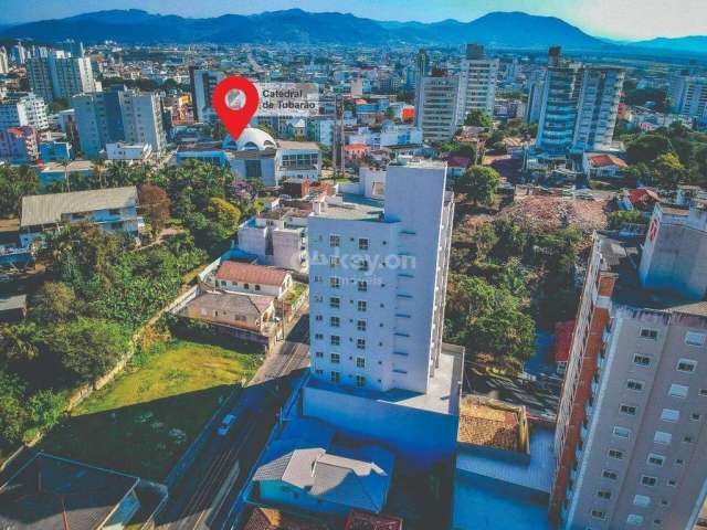 Apartamento à venda, 2 quartos, 2 suítes, 1 vaga, Centro - Tubarão/SC