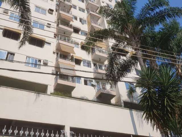 Apartamento Centro Rio, 3 quartos, dependências completas, condomínio com total infraestrutura, melhor localização do Centro Rio, vaga de garagem na escritura, 67m², com sala 2 ambientes, sacada, cozi