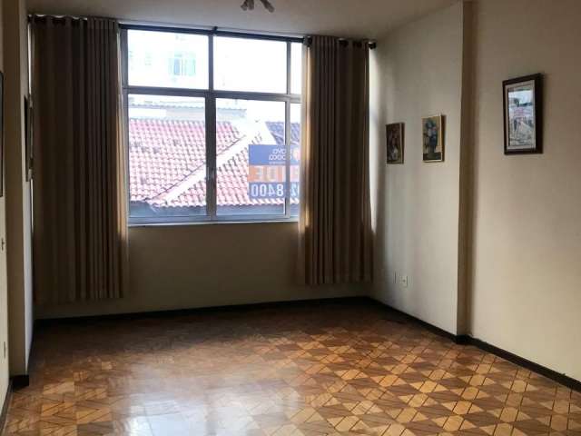 Apartamento 3 quartos, 150m², 1 por andar, frente, sol manhã...