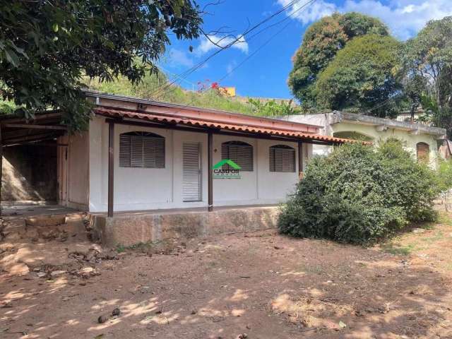 Casa à venda na Rua Bela Vista, 30, Cabanas, Mariana por R$ 290.000