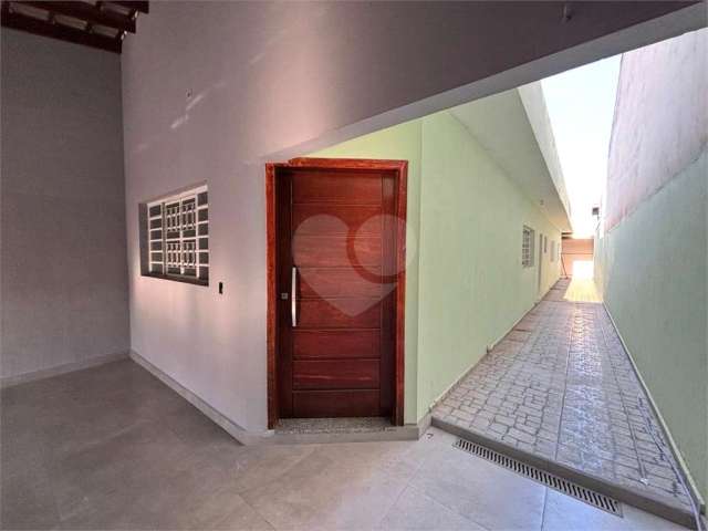 Casa com 2 quartos à venda em Jardim Nair Maria - SP