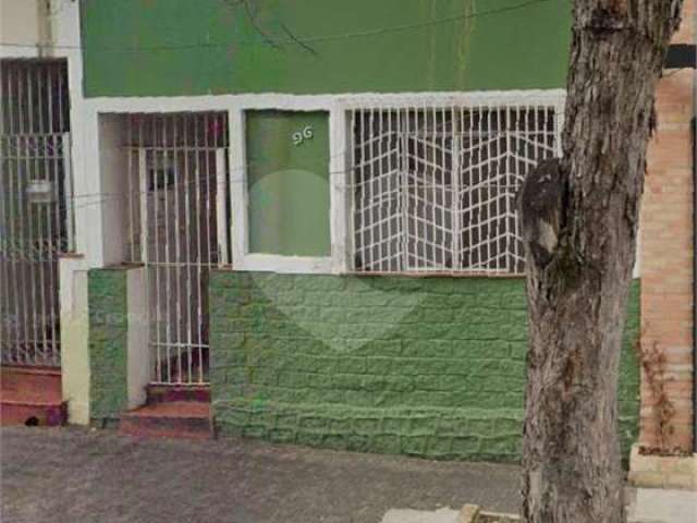 Casa com 2 quartos à venda em Centro - SP