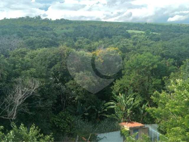 Chácara Condomínio no Terras de Santa Rosa - Salto/SP - 3 Dormitórios, Piscina e Arvores Frutíferas