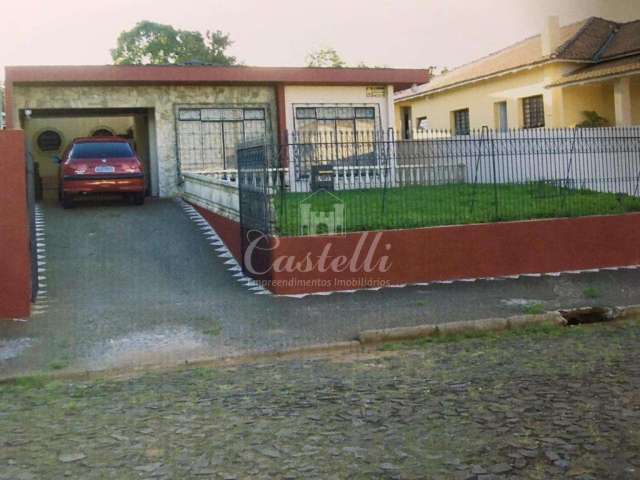 Casa à venda, com piscina em  Oficinas, PONTA GROSSA - PR