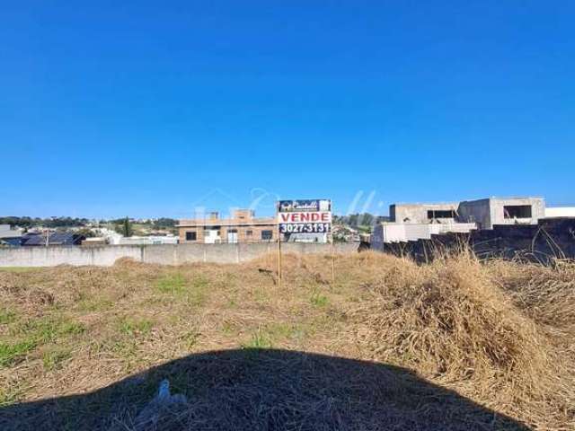 Terreno a venda no Bairro Estrela proximo ao Condominio La Defense.