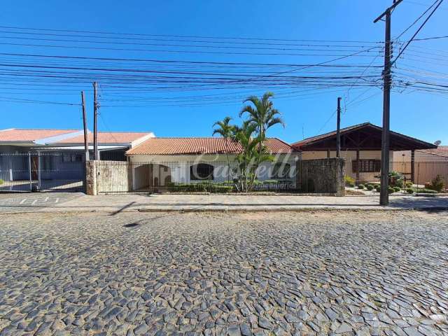 Casa à venda, no Bairro Jardim Carvalho, PONTA GROSSA - PR