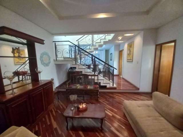 Sobrado com 3 dormitórios à venda, 290 m² por R$ 930.000,00 - Jardim Pilar - Mauá/SP